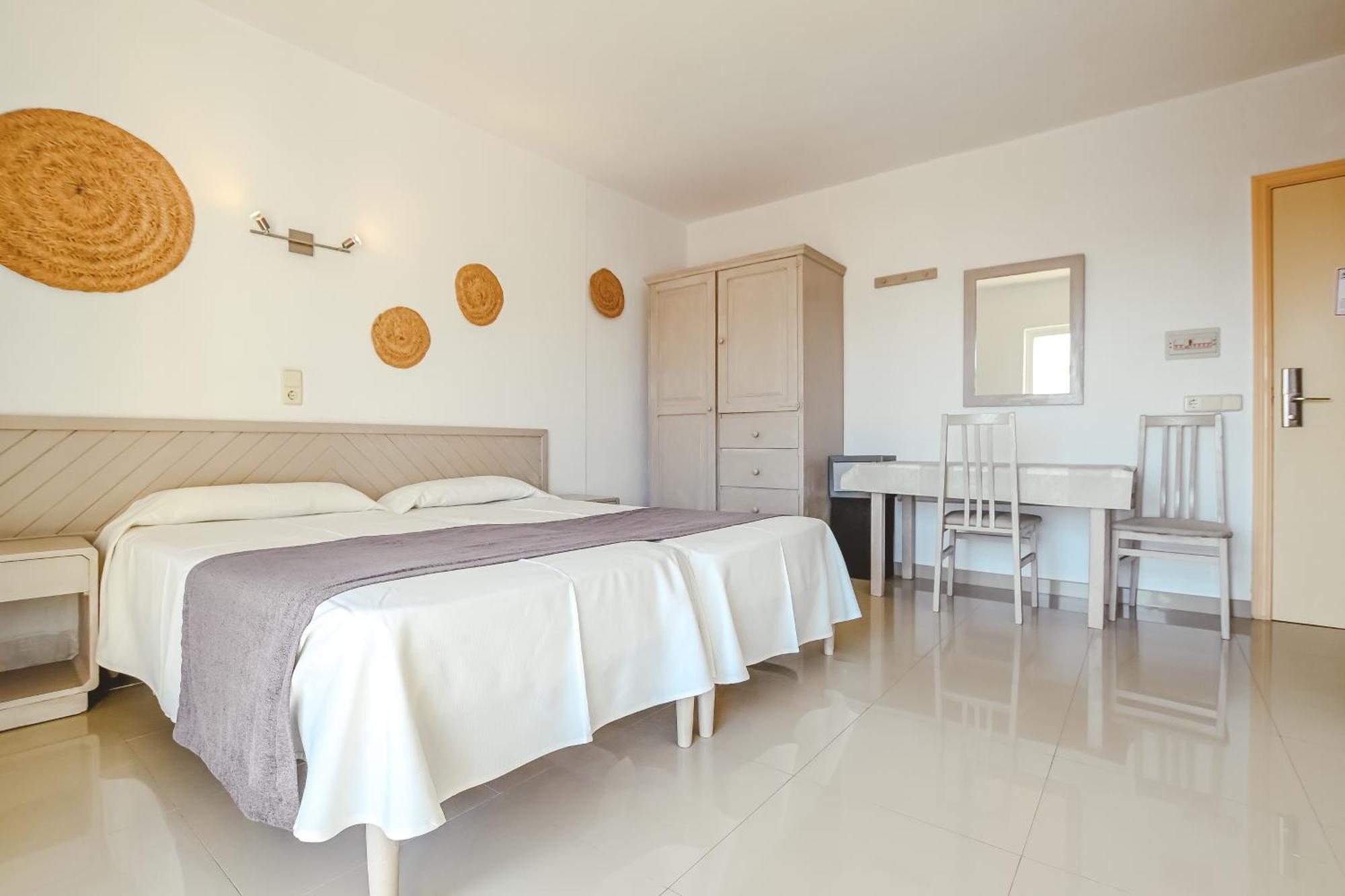 Hotel Lliteras Cala Ratjada  Esterno foto
